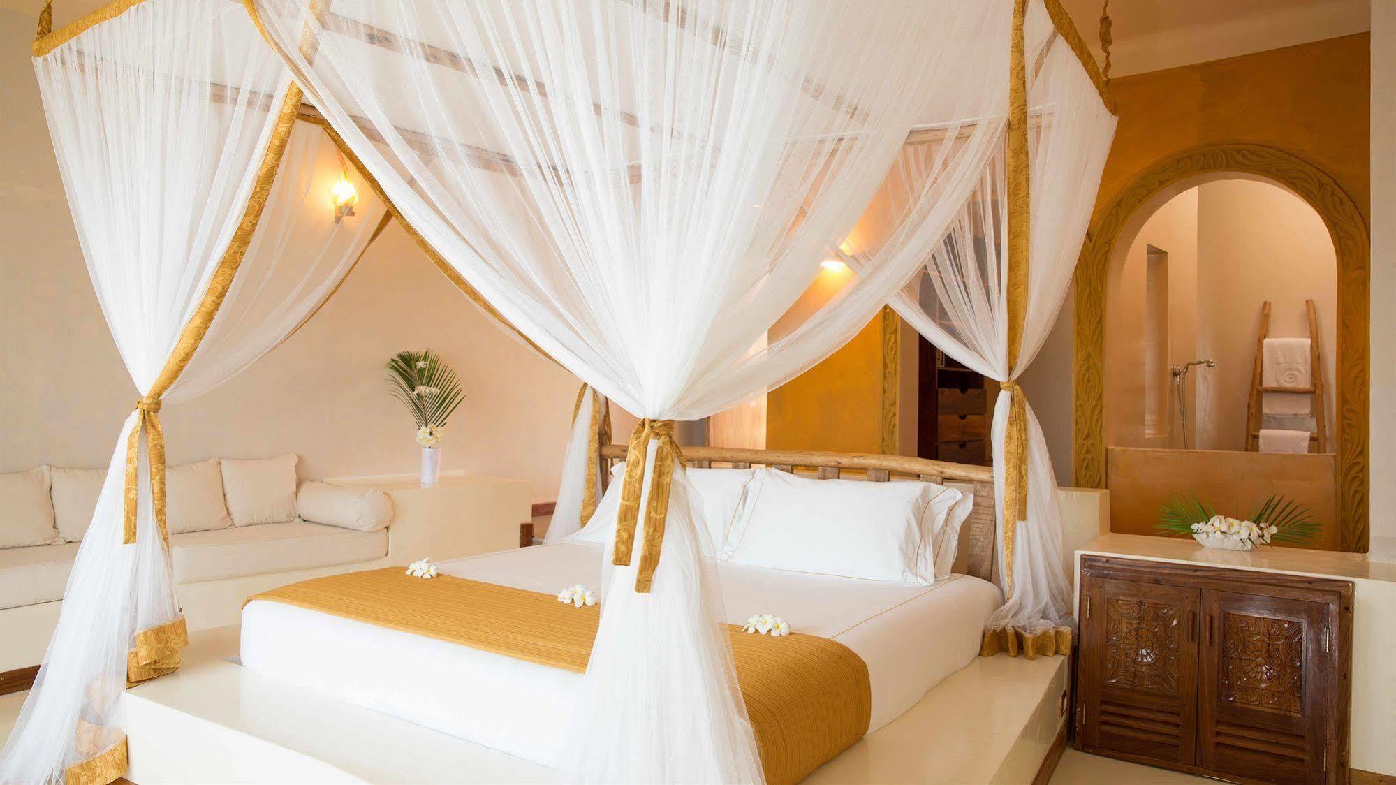 Gold Zanzibar Beach House & Spa Kendwa Eksteriør billede